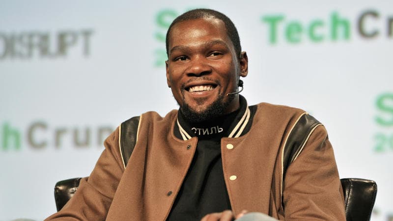 Kevin Durant Inks Deal With Weedmaps To Change The Conversation Around Cannabis For Athletes Kevin Durant Inks Deal With Weedmaps To Change The Conversation Around Cannabis For Athletes