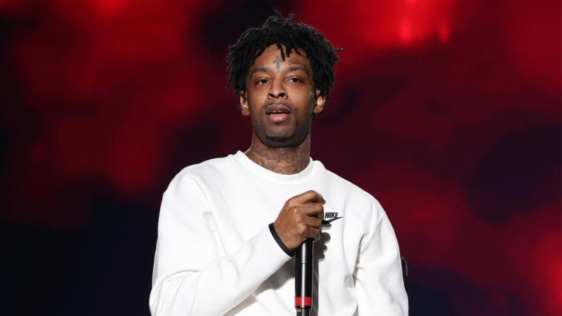 21 Savage, Chime Make A Comeback With Second Year Of $100K In Scholarships For His Financial Literacy Program 21 Savage, Chime Make A Comeback With Second Year Of $100K In Scholarships For His Financial Literacy Program