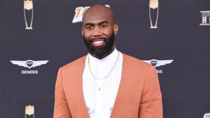 Former Philadelphia Eagles Star Malcolm Jenkins Pays Tribute With 'DREAM CHASER' NFT In His Debut Collection Former Philadelphia Eagles Star Malcolm Jenkins Pays Tribute With 'DREAM CHASER' NFT In His Debut Collection