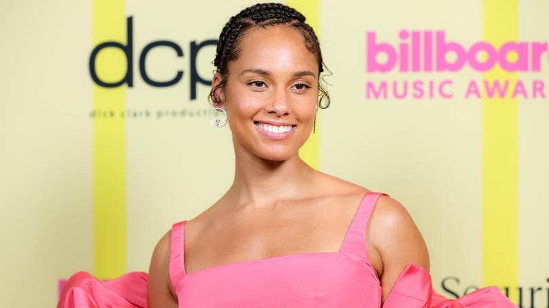 How Alicia Keys Proved 'A Woman's Worth' Of $150M Across The Music Industry And Beyond How Alicia Keys Proved 'A Woman's Worth' Of $150M Across The Music Industry And Beyond