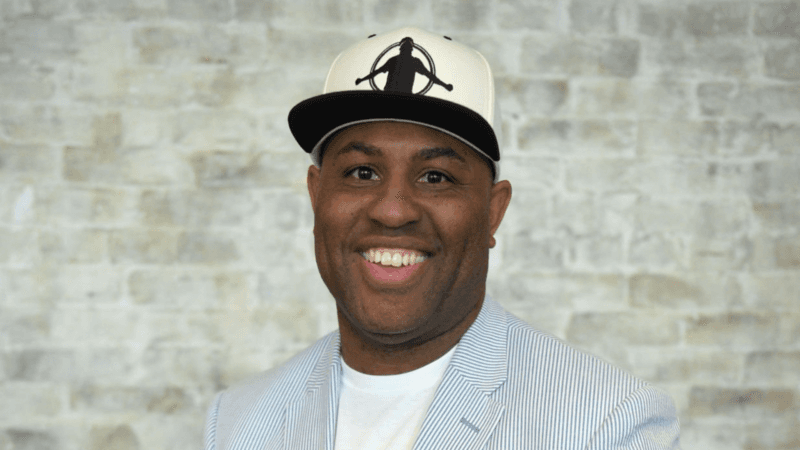 Eric 'ET' Thomas Launches The ETVerse To Help Artists Of Color Across The Globe Profit From Their Gifts Eric 'ET' Thomas Launches The ETVerse To Help Artists Of Color Across The Globe Profit From Their Gifts
