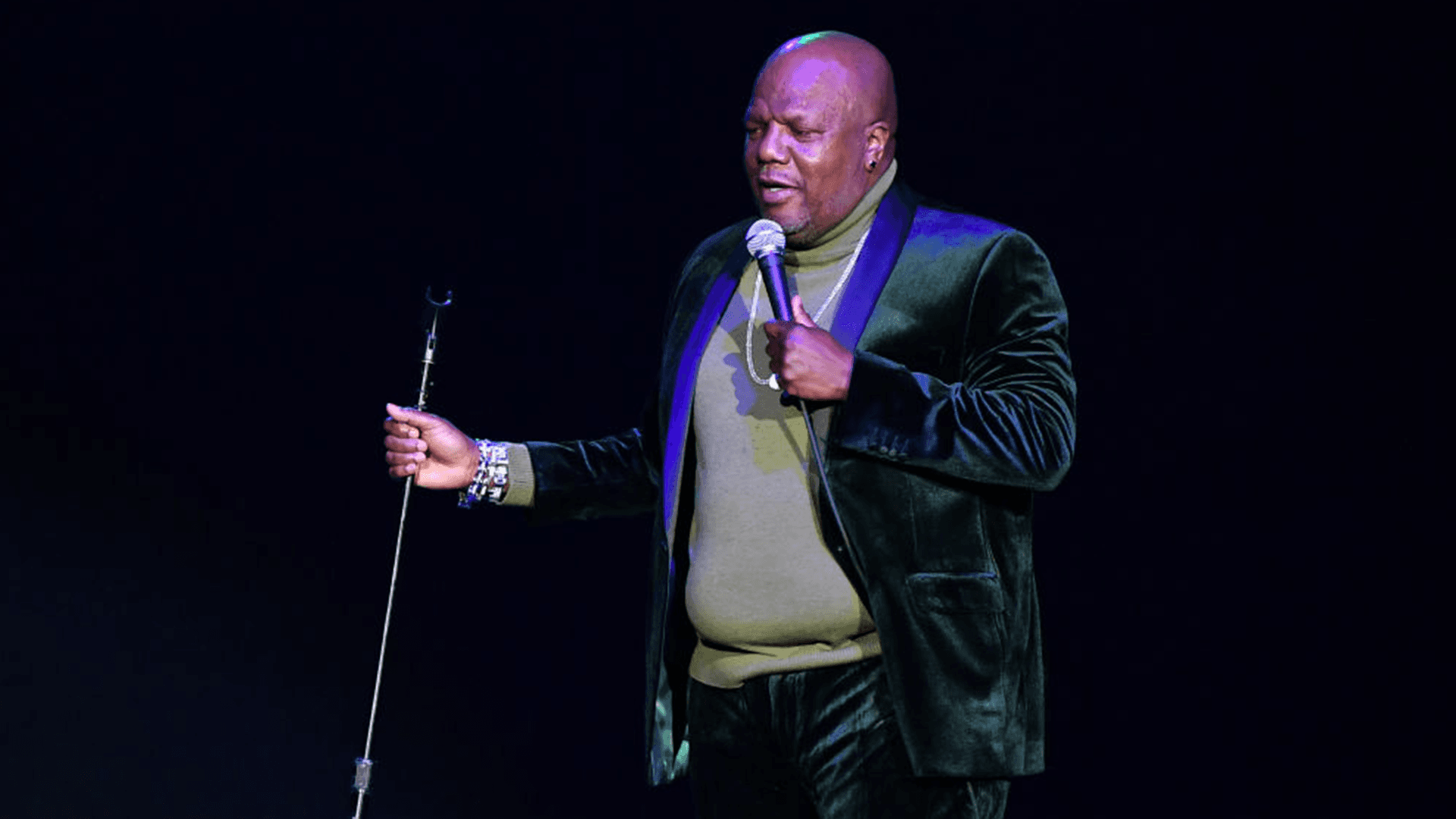 Earthquake Says He Was Once Sitting On $3M In Debt While Living Next To One Of Hollywood's Highest-Paid Black Actors Earthquake Says He Was Once Sitting On $3M In Debt While Living Next To One Of Hollywood's Highest-Paid Black Actors