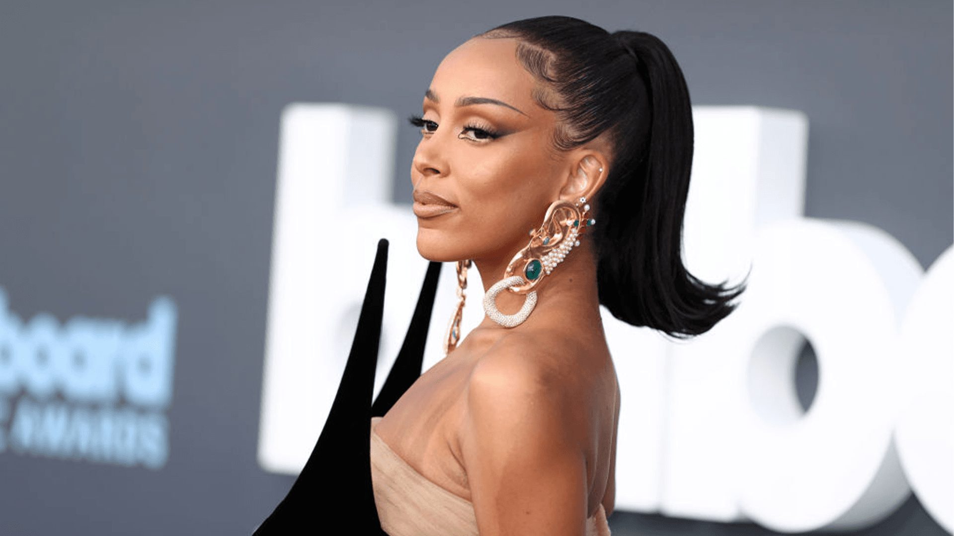 Doja Cat To Release NFTs Through OneOf That Come With An Exclusive Augmented Reality Experience