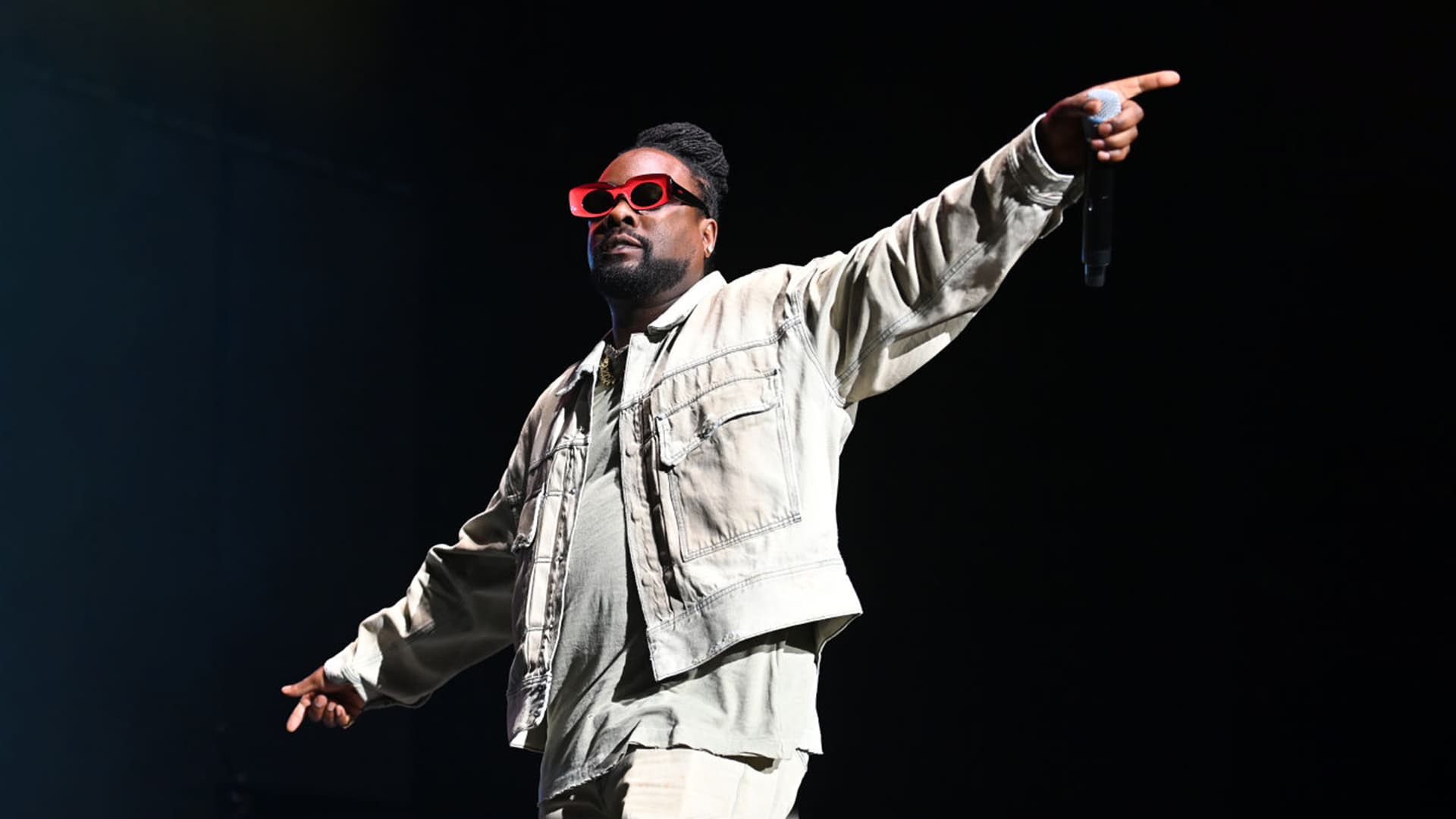 Wale Wants To Keep The Momentum Going For Support Of HBCUs As He Joins PepsiCo For Its $250K Donation Wale Wants To Keep The Momentum Going For Support Of HBCUs As He Joins PepsiCo For Its $250K Donation
