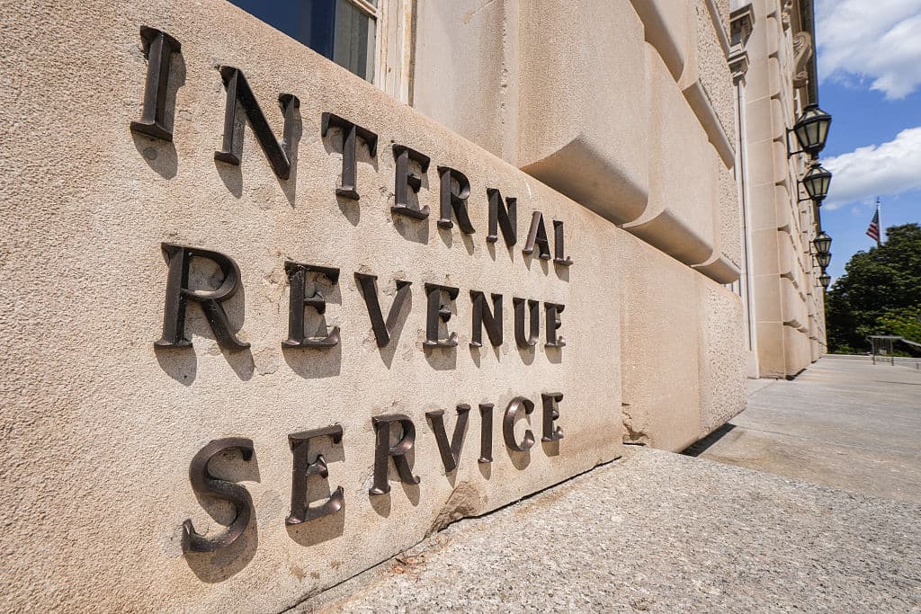 IRS Confirms $1,390 Stimulus Checks For Millions Of Americans: Here’s Who Qualifies And When to Expect Them