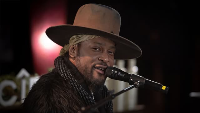 D'Angelo's Estate Announces Pancreatic Cancer Fund To Honor Late Soul Legend