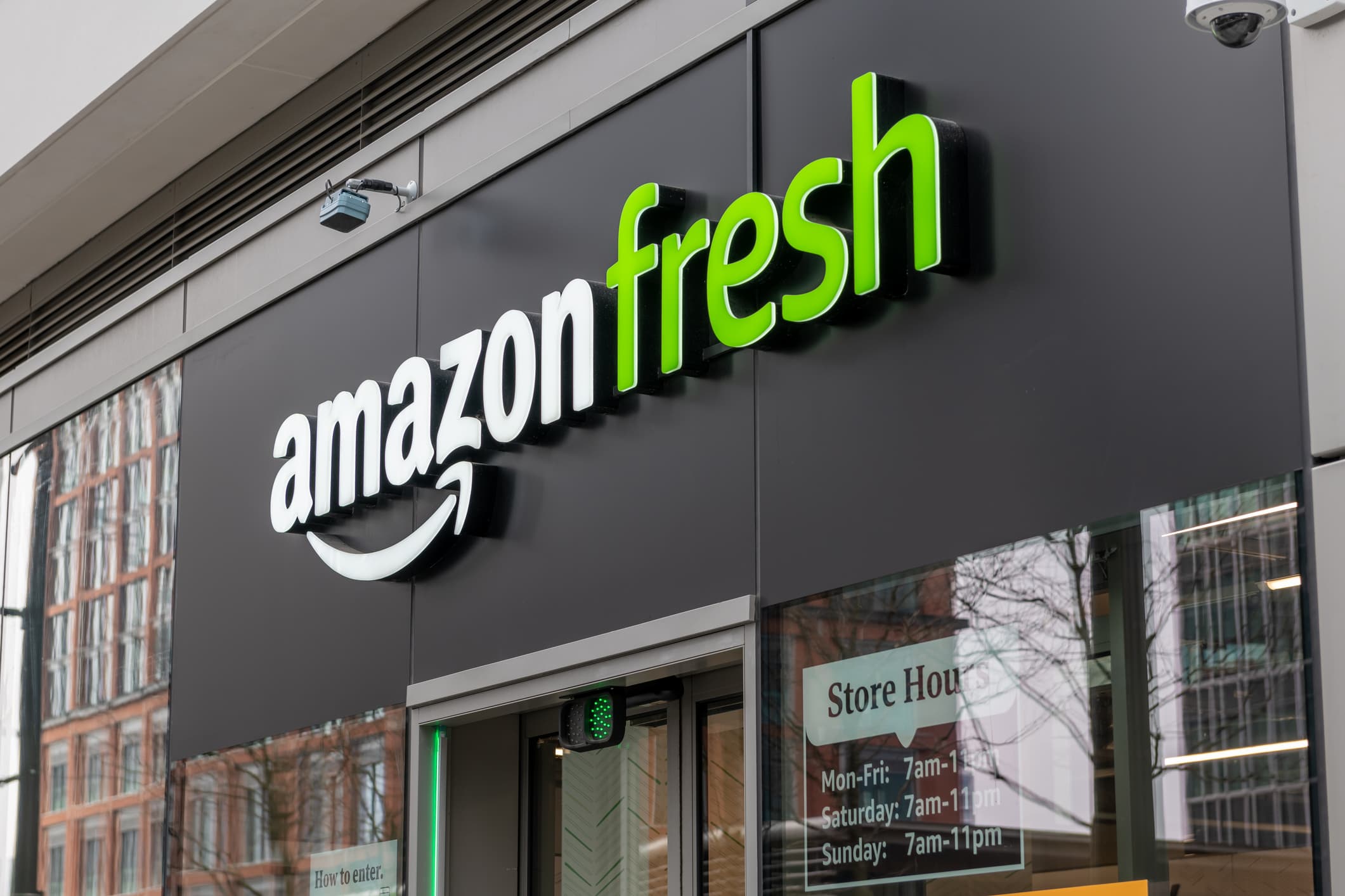 Amazon Fresh And Amazon Go Stores Are Closing As More Consumers Turn To Online Grocery Shopping