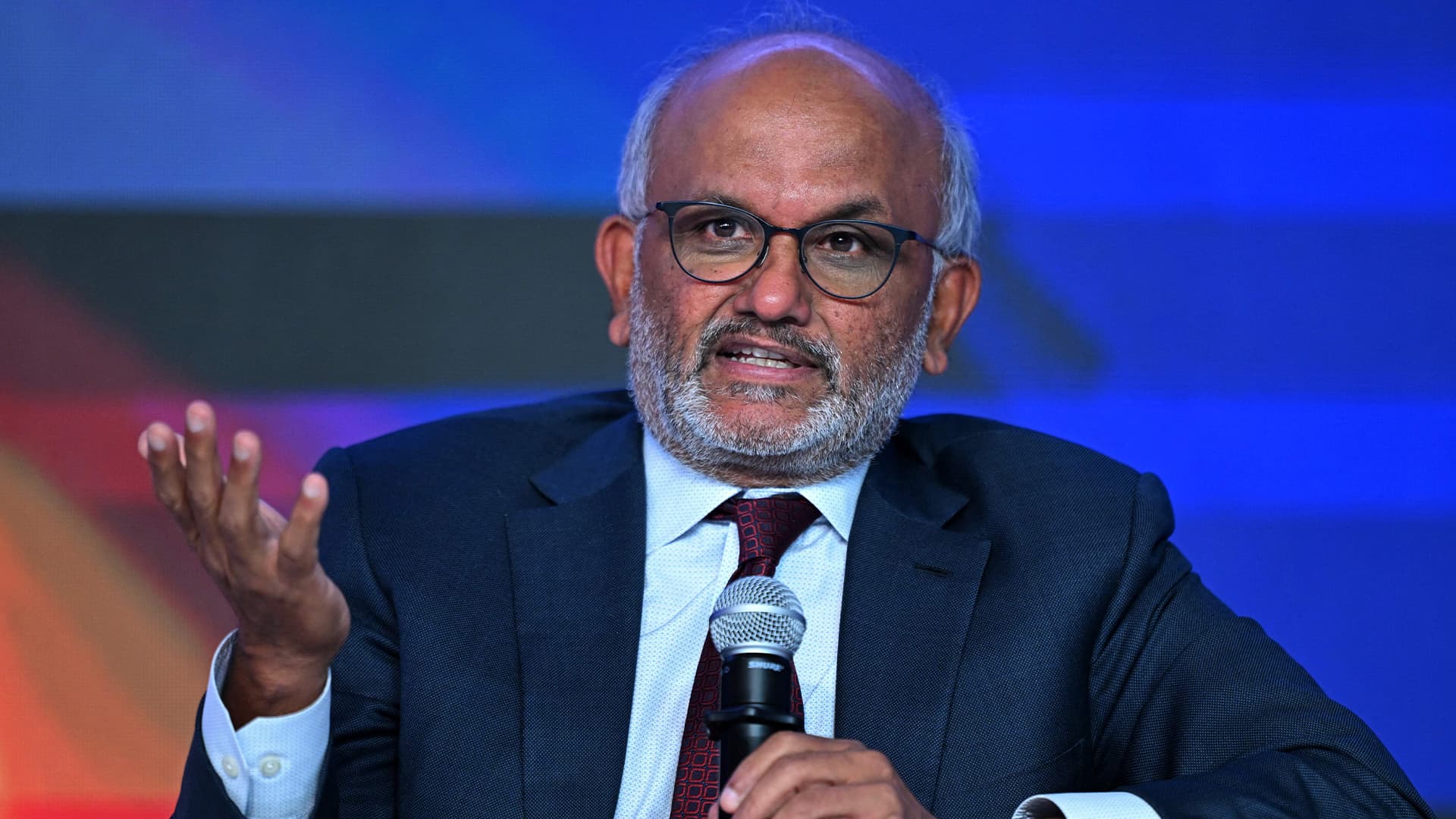 Adobe CEO To Step Down Amid Investor Concerns About The Company's Pace Of Innovation