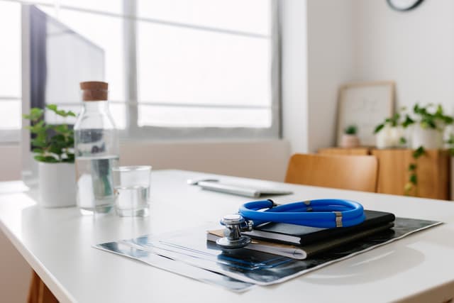 A Directory Of US-Based Black Physicians And Dentists Has Been Sued For Not Accepting A White Doctor