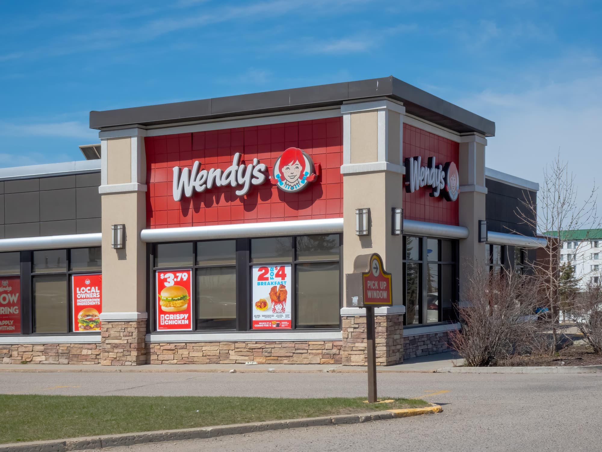 Wendy's Employee Received Scholarship From Owners To Attend Community College, Now He's Heading To Yale University
