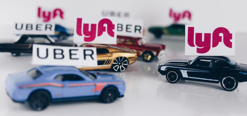 Earnings for Uber and Lyft Drivers Are Taking a Nose-Dive Earnings for Uber and Lyft Drivers Are Taking a Nose-Dive