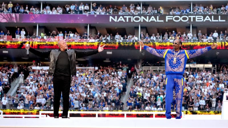 Still D.R.E.: Dr. Dre and Snoop Dogg's Classic Track Hits One Billion YouTube Views Post-Super Bowl Still D.R.E.: Dr. Dre and Snoop Dogg's Classic Track Hits One Billion YouTube Views Post-Super Bowl