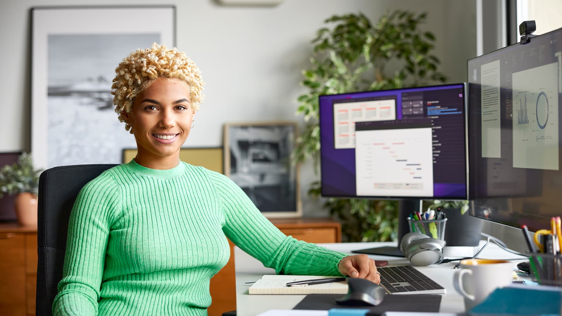 What Makes People Love Their Jobs and How You Can Too What Makes People Love Their Jobs and How You Can Too