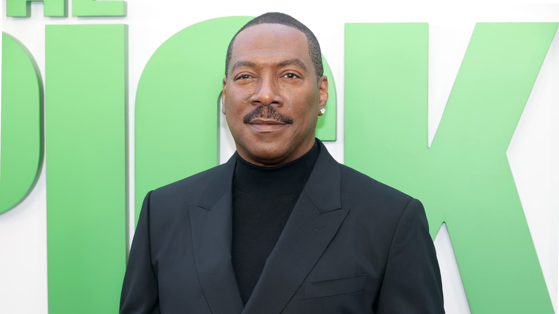 Before 'Rush Hour' Earned Over $240M Worldwide, Eddie Murphy Passed On It — Today, He Explains Why It Didn't Make It On His Resume Before 'Rush Hour' Earned Over $240M Worldwide, Eddie Murphy Passed On It — Today, He Explains Why It Didn't Make It On His Resume